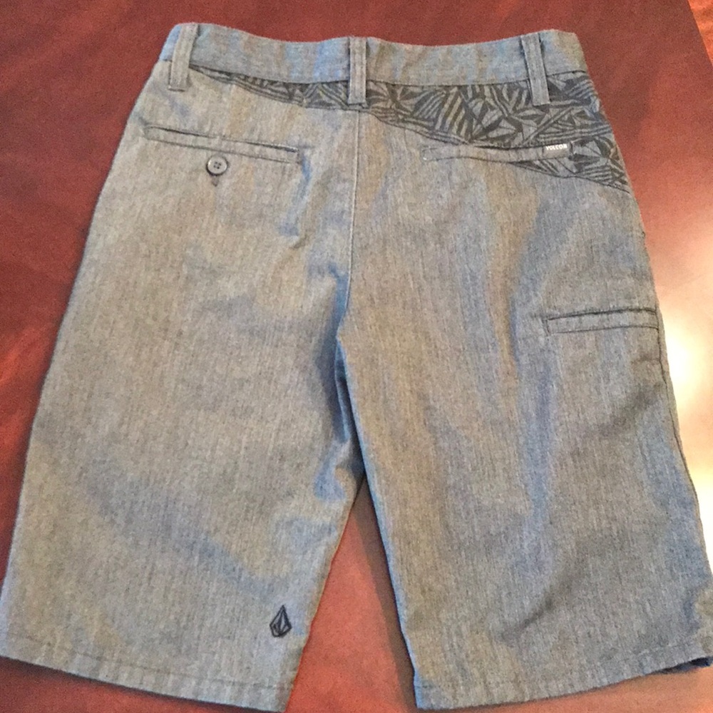 Volcom shorts- size 28 or 16